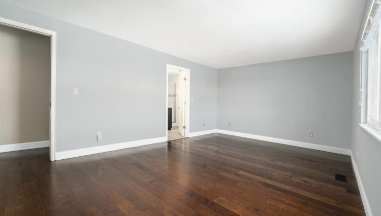 10 Master Bedroom