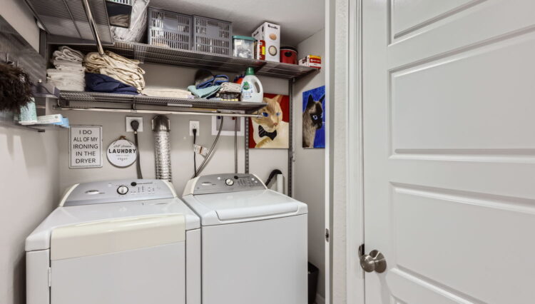 17 Laundry Room