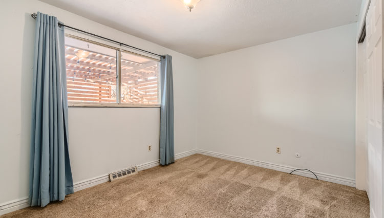 17 Primary Bedroom