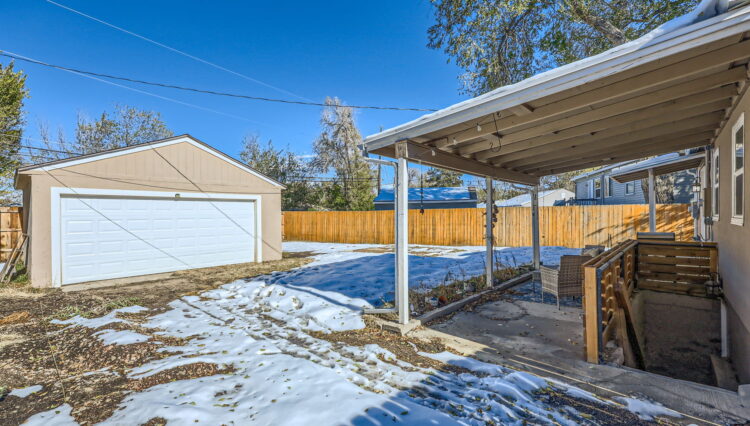18 Backyard and Garage