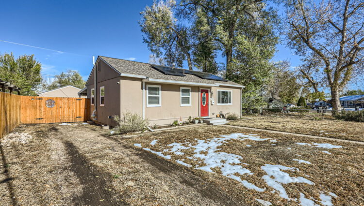 2 Exterior Front