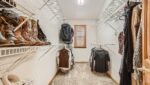 25 Master Closet