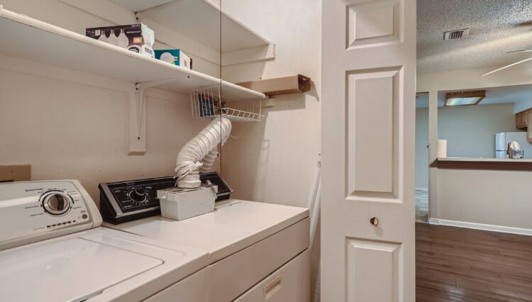 26 Laundry Room