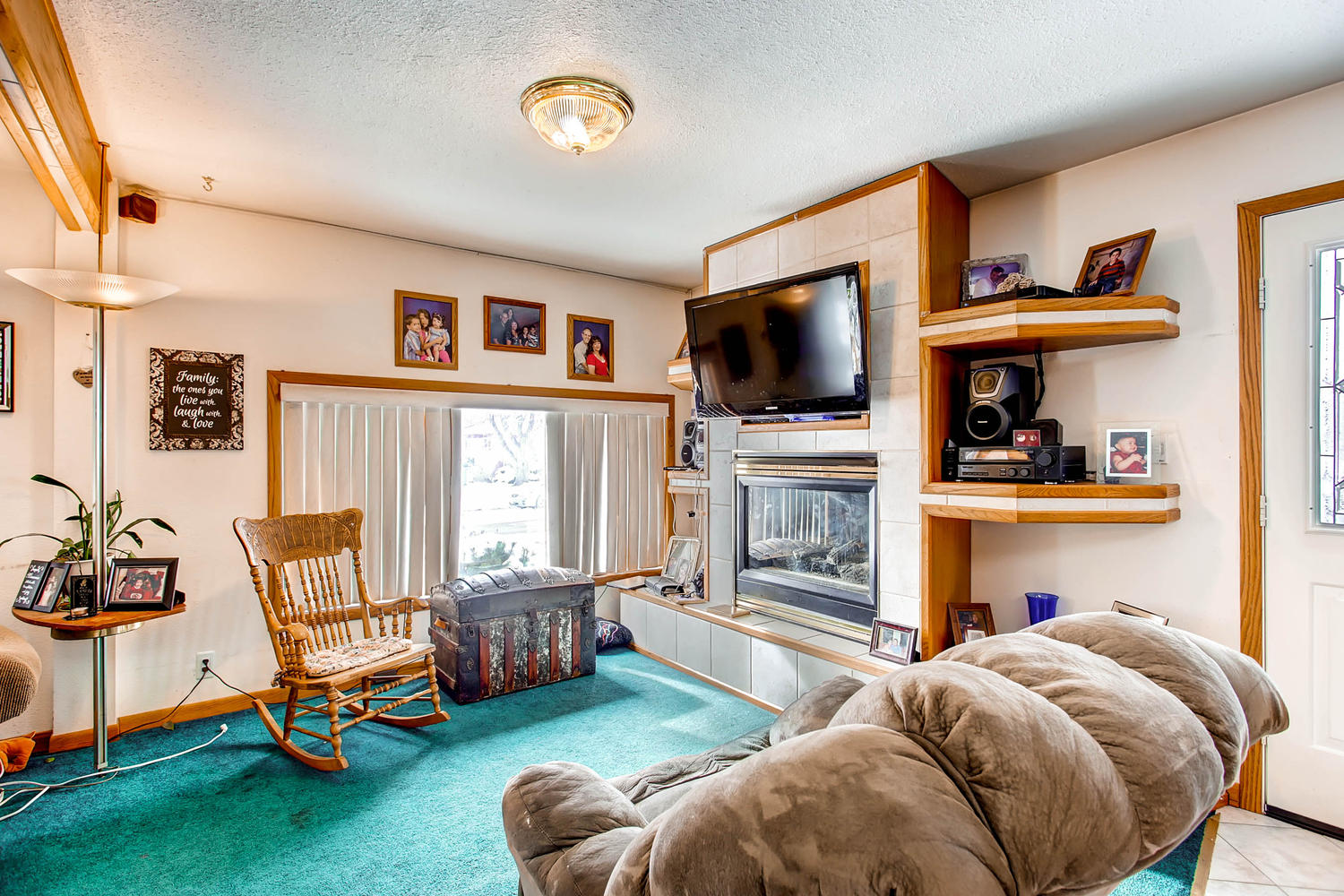 4 - Use - Extended Family Room or Dining area
