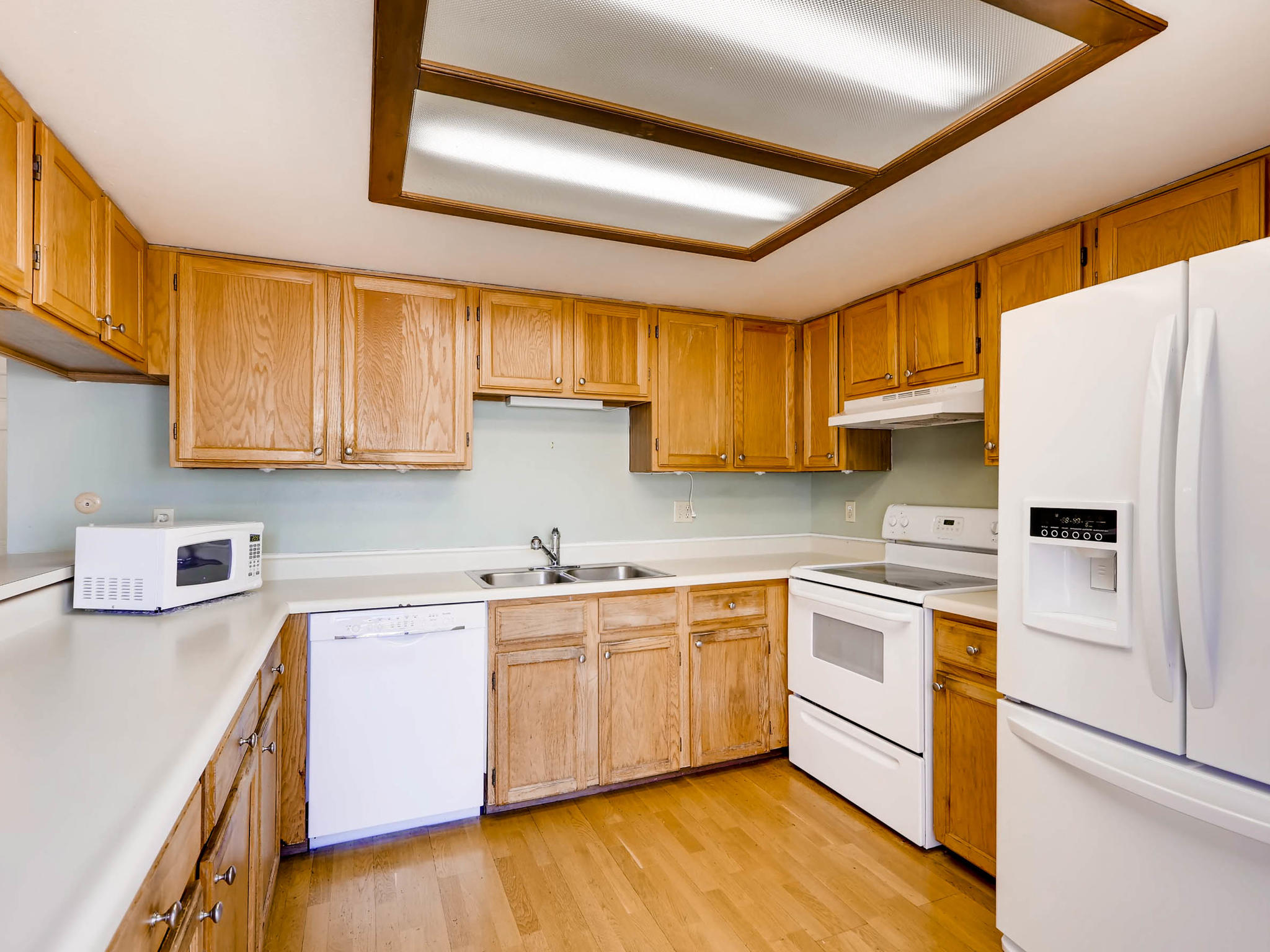 462 S Kalispell D Aurora CO-MLS_Size-012-23-Kitchen-2048x1536-72dpi