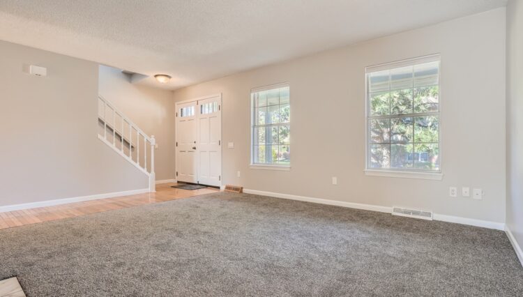 8622 E Amherst Dr Unit E Denver CO - Web Quality - 009 - 13 Living Room