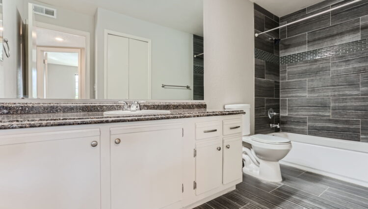 9510 E Florida Ave - Web Quality - 008 - 15 Primary Bathroom