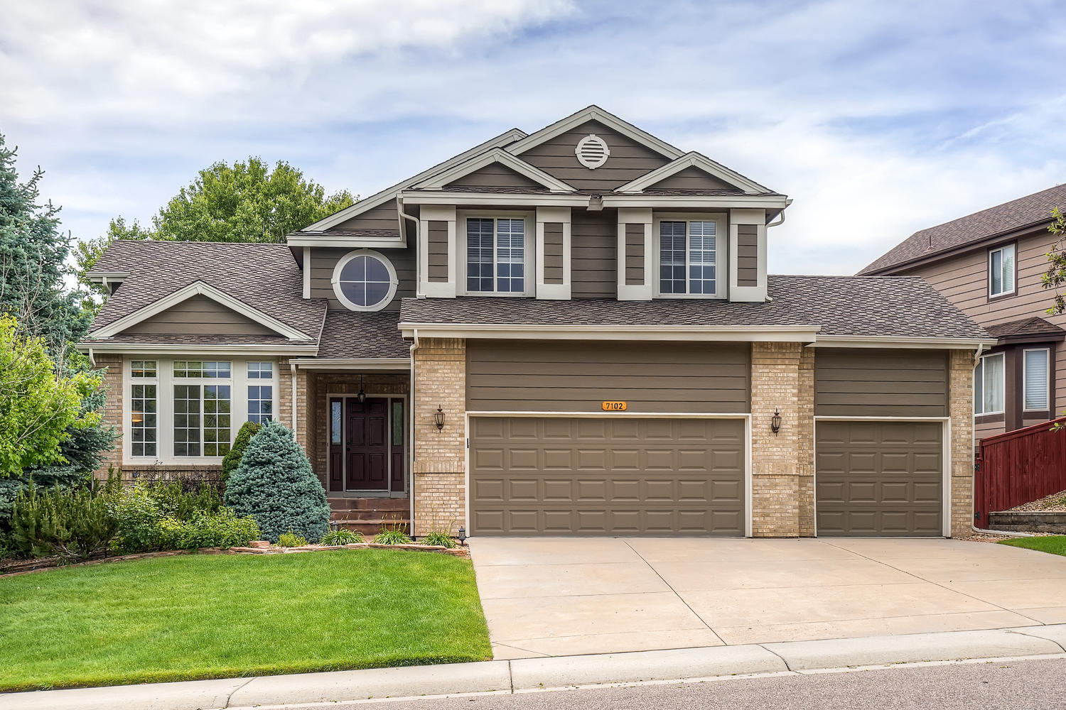 Use - 1 - Exterior front