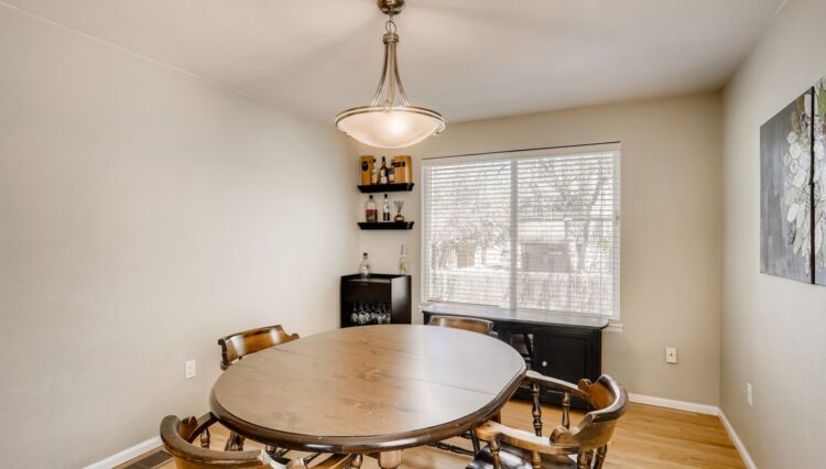 Use 10 Dining Room
