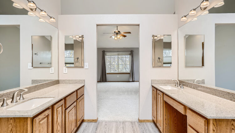 Use 11c Master Bath