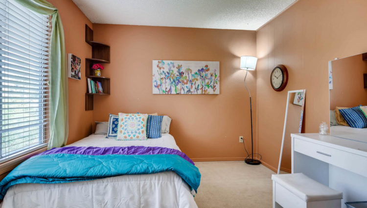 Use 12 Bedroom 2