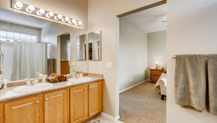 Use 12 Master Bath