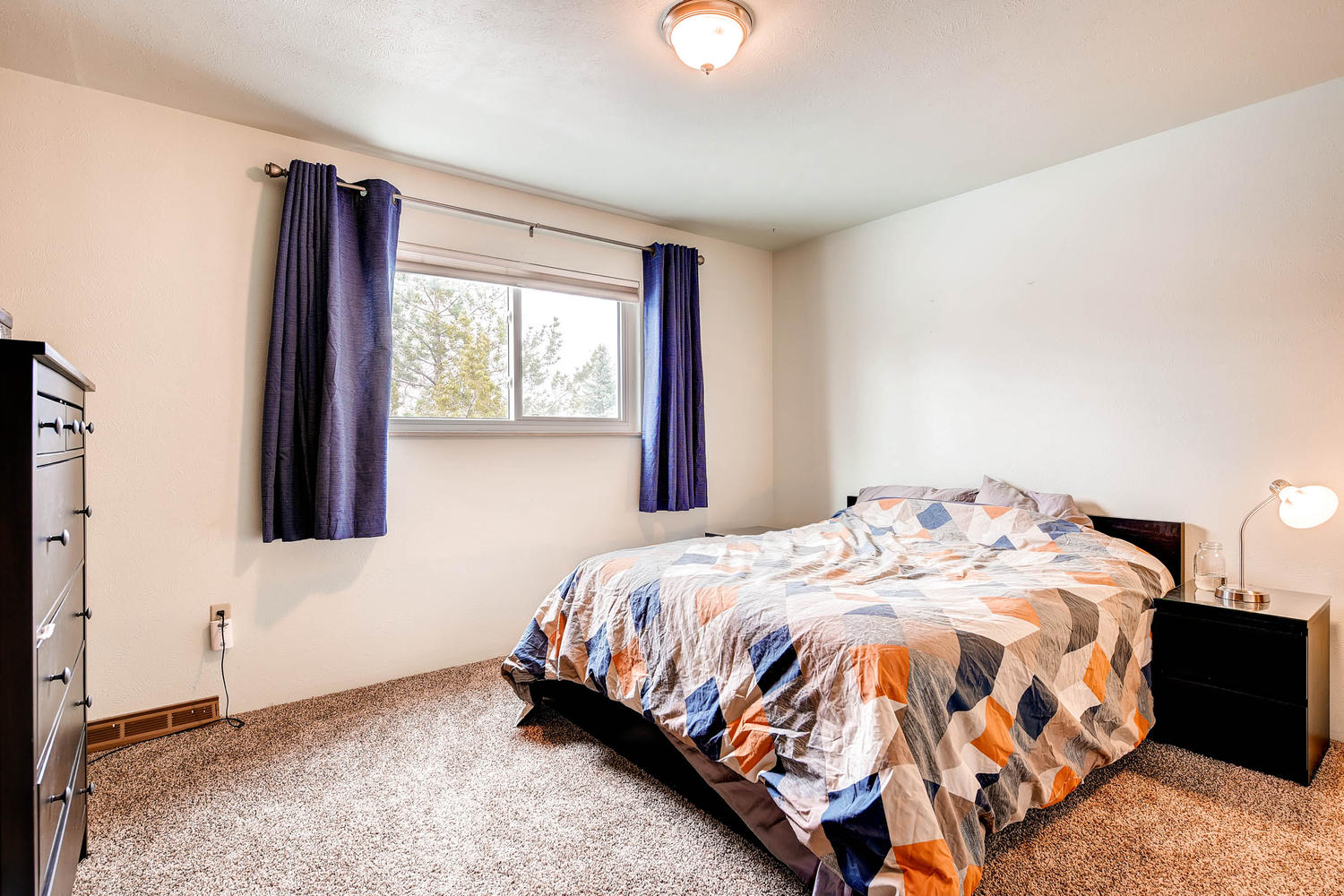 Use - 12 - Master Bed