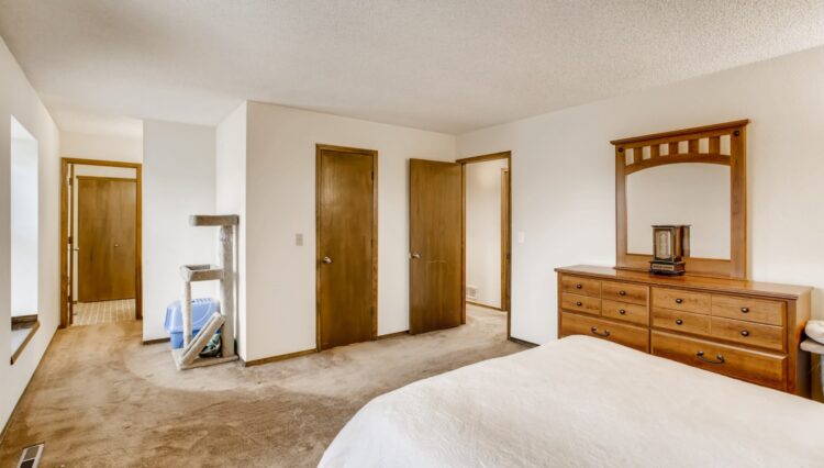 Use 12 Master Suite