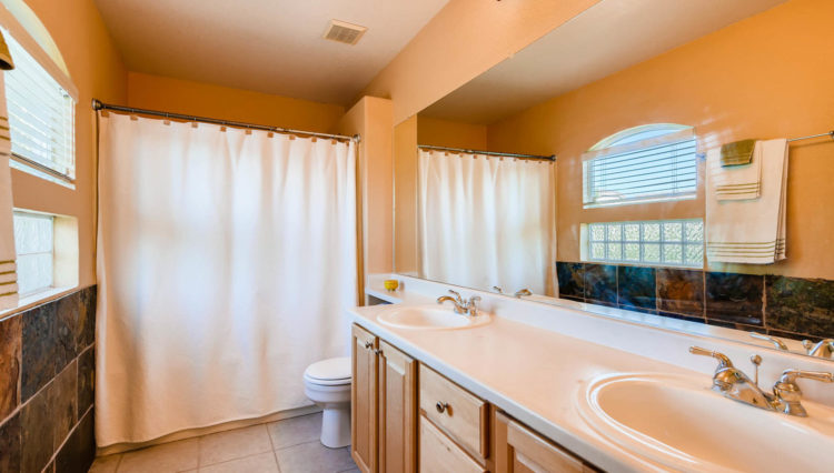 Use 13 Master Bath