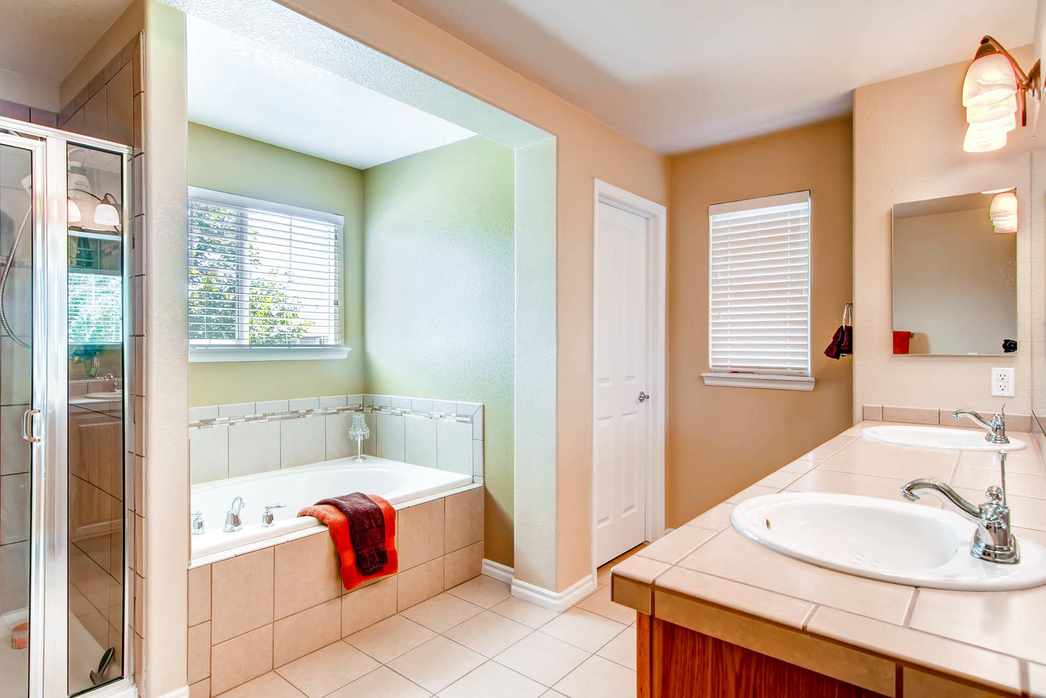 Use - 14 - Master Bath