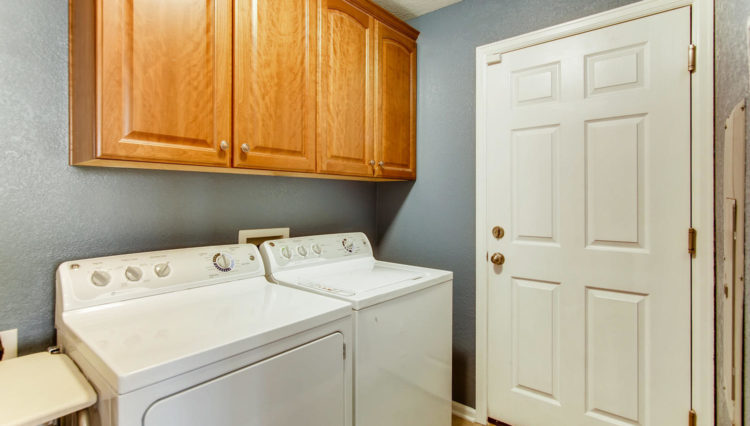 Use 16 Laundry and Mud ROom