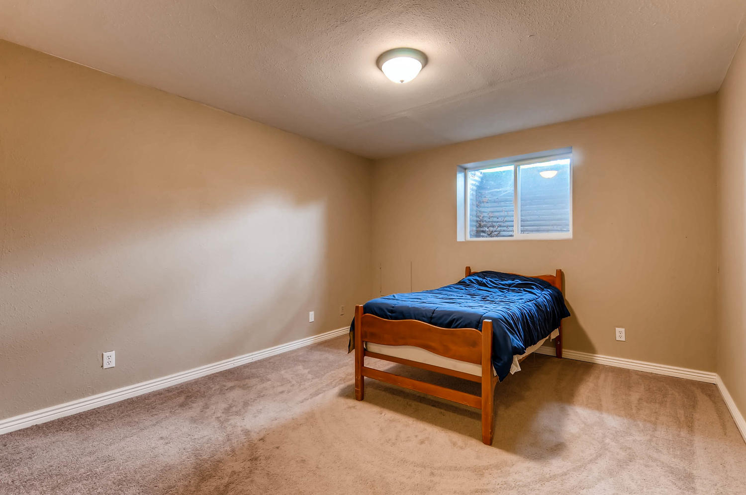 Use - 17 Basement Bedroom