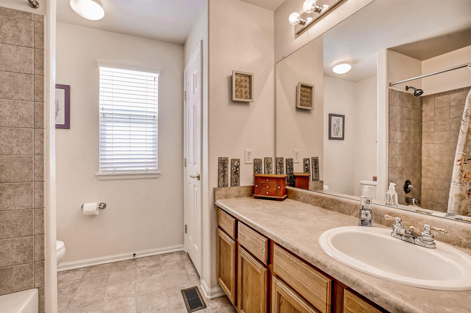 Use - 18 - Full Bath