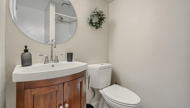 Use 19 Basement Bathroom