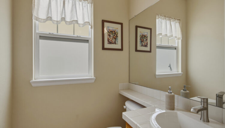 Use 19 Half Bath