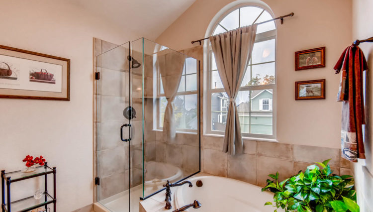 Use 19 Master Bath