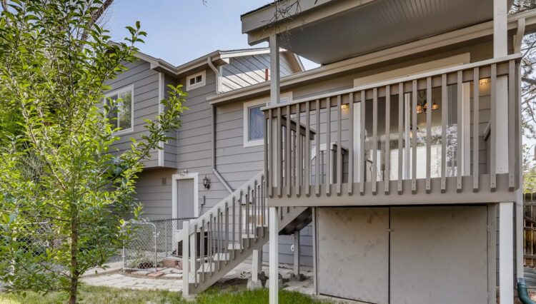Use 20 Exterior Back