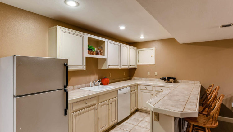 Use - 22 Basement Kitchen