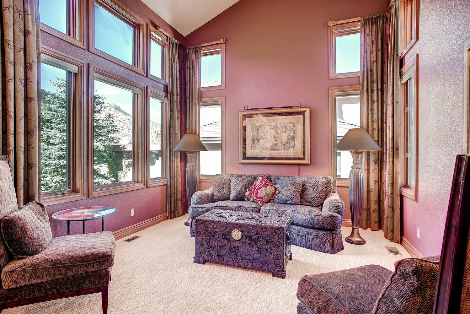 Use - 8 - Living Room